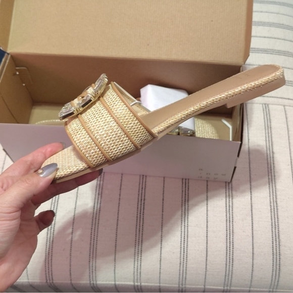 A New Day Kelsey Rhinestone Buckle Slide Sandals Size Women's 8 - Picture 4 of 8